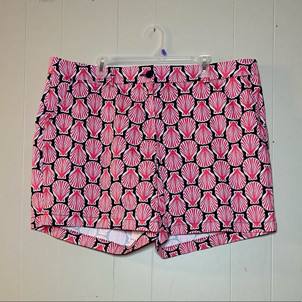 Crown & Ivy Shorts
